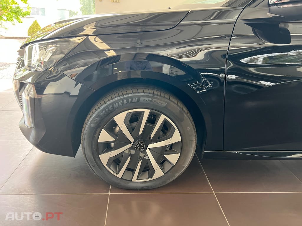 Peugeot E-208 50 kWh Active