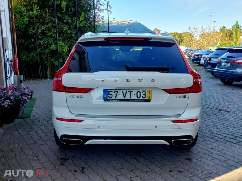 Volvo XC60 2.0 T8 PHEV R-Design AWD
