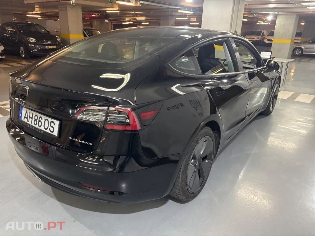 Tesla Model 3 Long-Range Dual Motor AWD