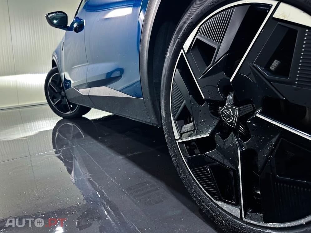 Peugeot 408 1.6 Hybrid GT e-EAT8
