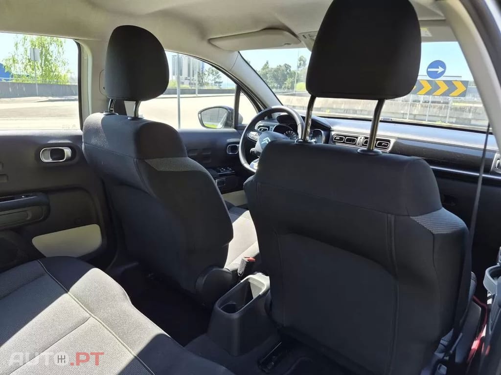 Citroen C3  Pure Tech 82 Shine