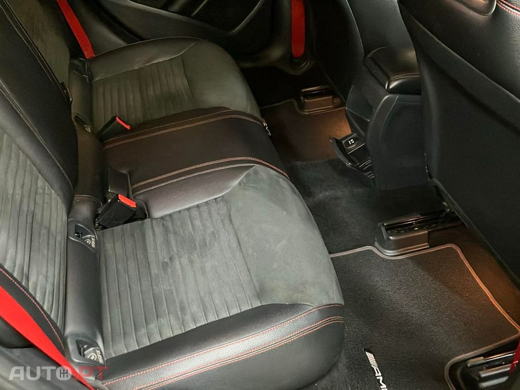 Mercedes-Benz A 45 AMG 4-MATIC