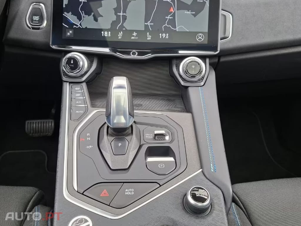 Lynk & Co 01 PHEV I.V.A DEDUTÍVEL 