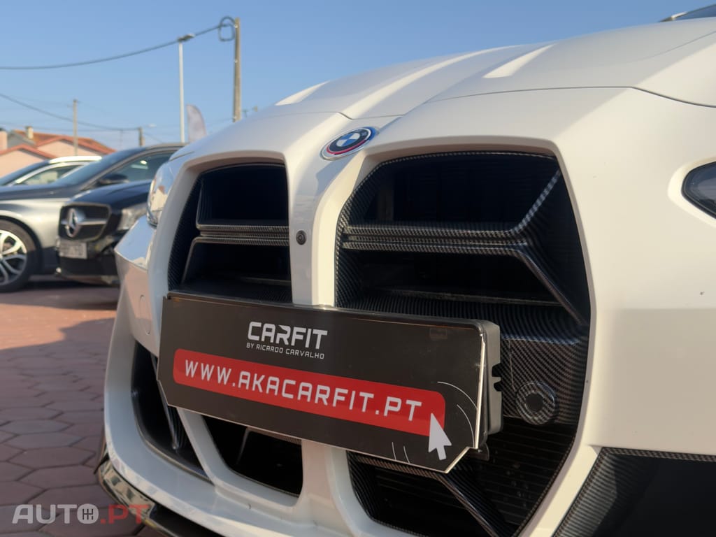 BMW M4 X-DRIVE CARBONO