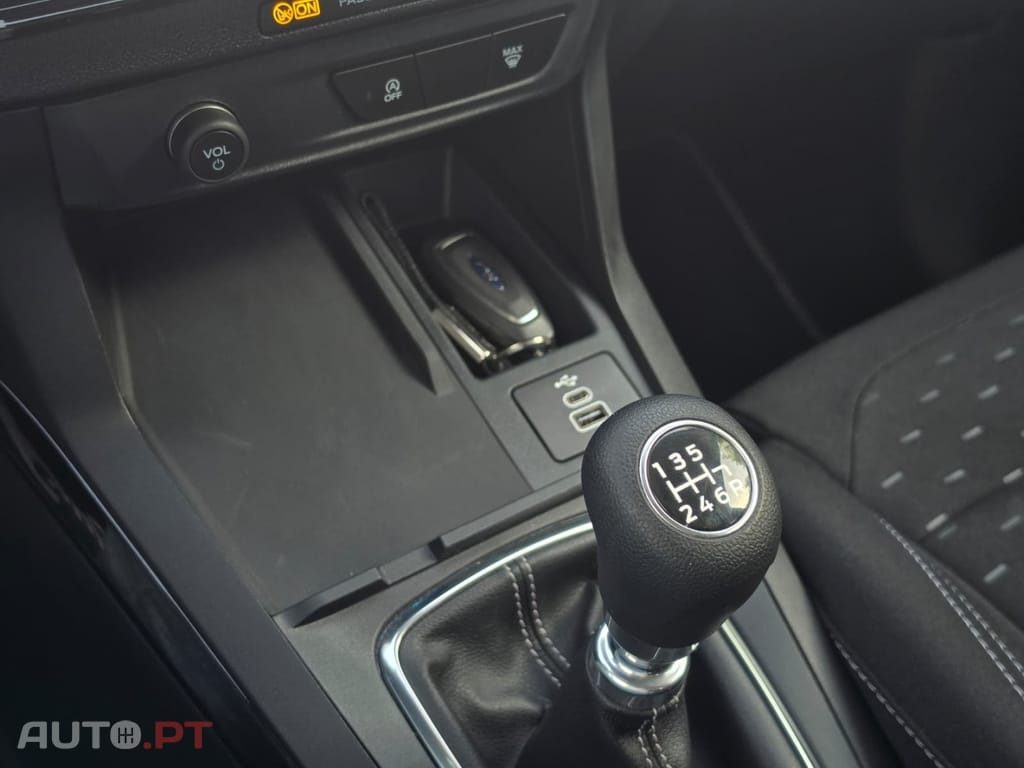 Ford Puma 1.0 EcoBoost MHEV Titanium