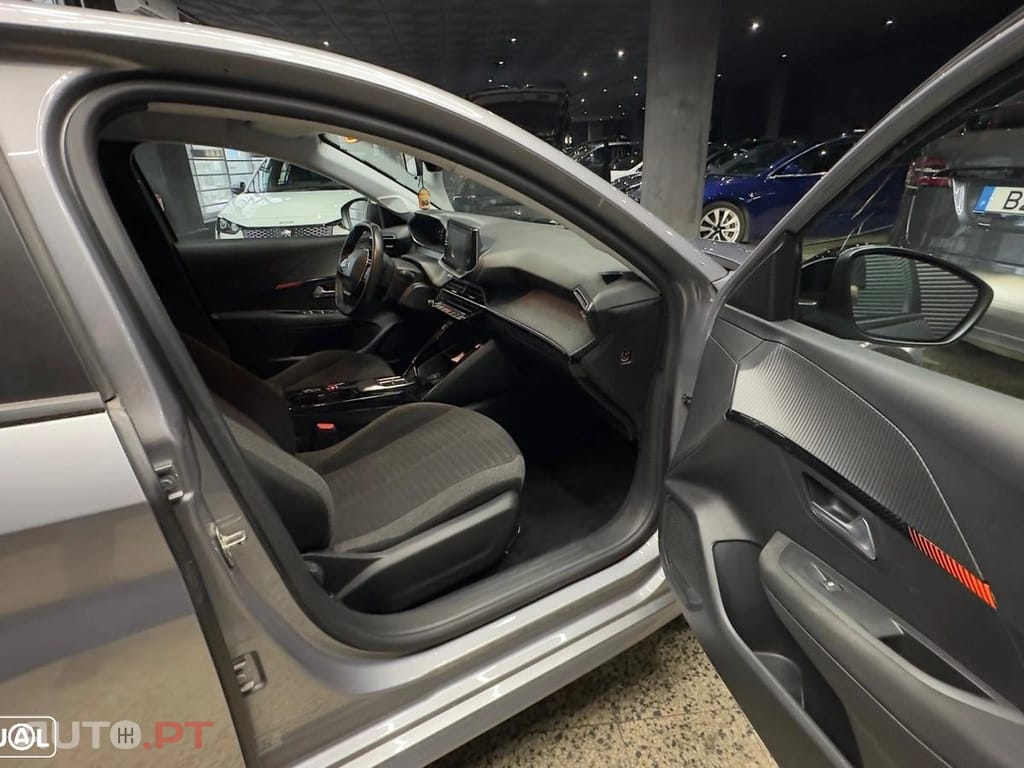 Peugeot E-208 50 kWh Active Pack