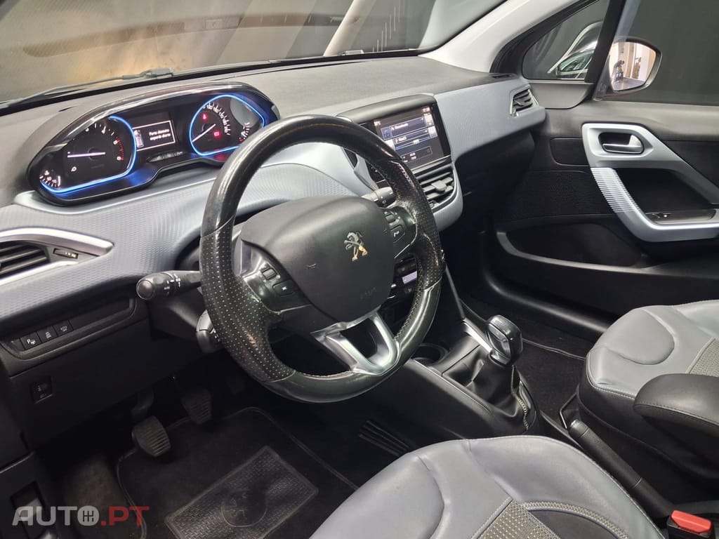 Peugeot 208 1.6 BlueHDi Style