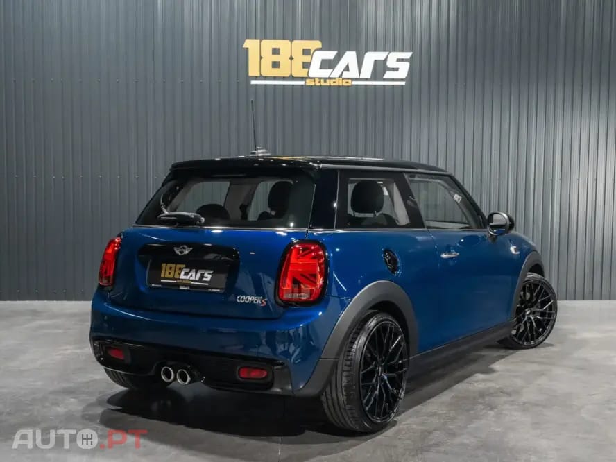 MINI Cooper Cooper S