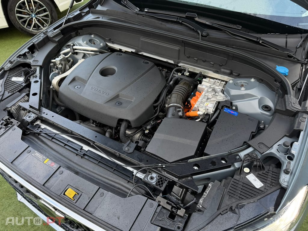 Volvo XC60 2.0 T6 PHEV Inscription Expression AWD
