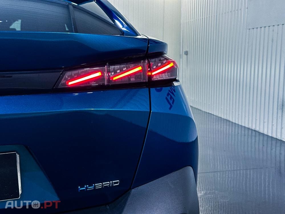 Peugeot 408 1.6 Hybrid GT e-EAT8
