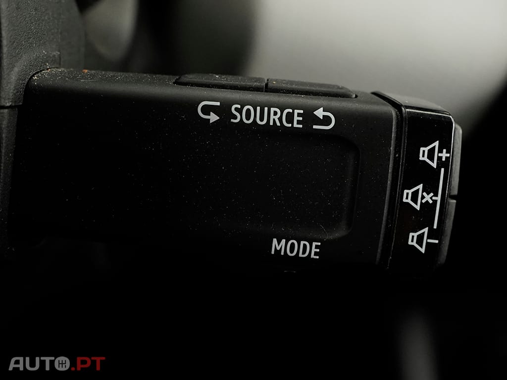 Renault Clio Clio 1.0 TCe Limited Bi-Fuel