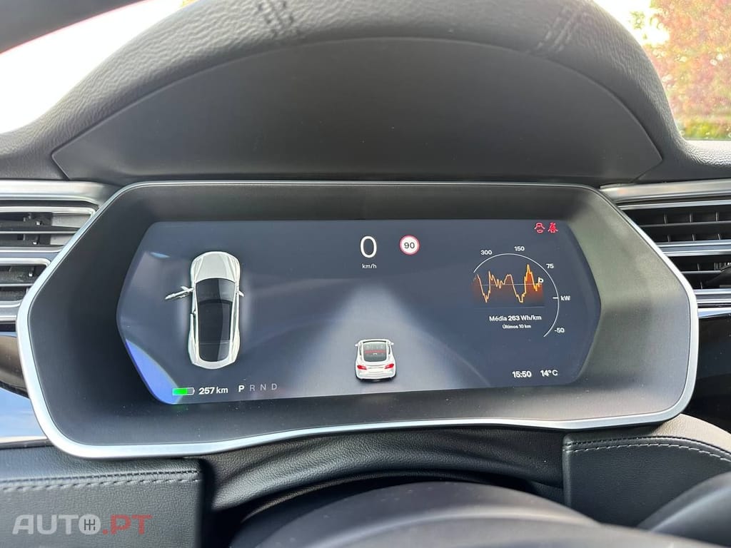 Tesla Model S 85