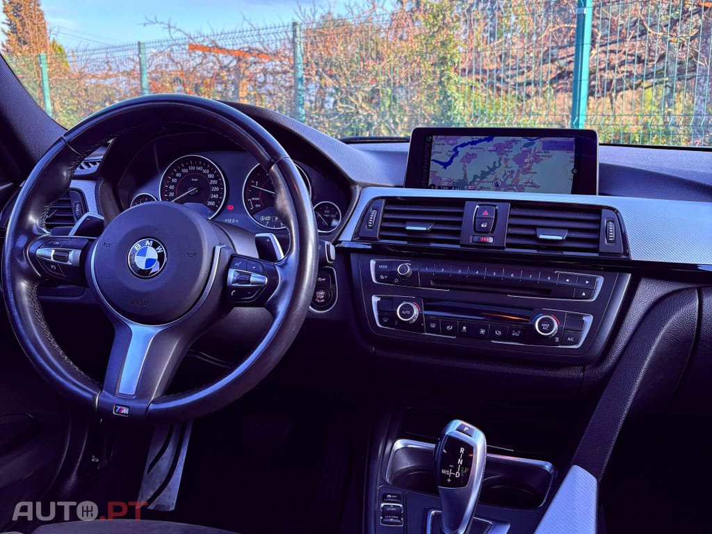 BMW 318 d Pack M Shadow Auto