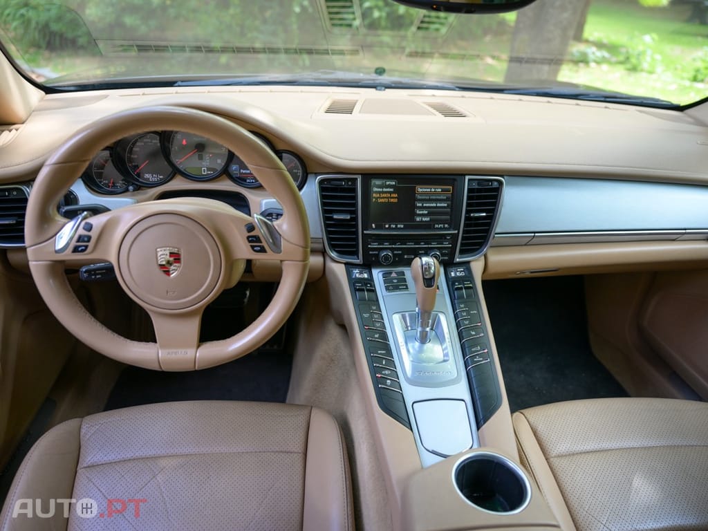 Porsche Panamera S Hybrid J19