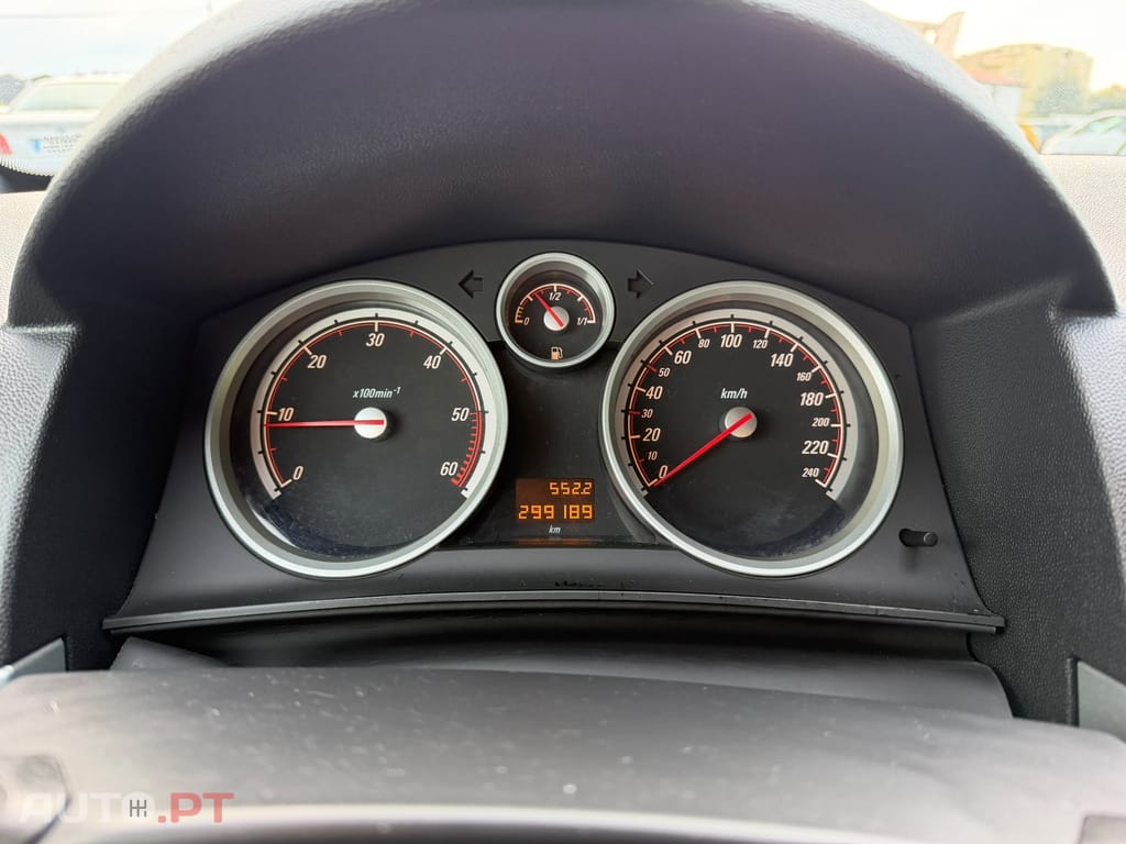 Opel Astra GTC 1.7 CDTi