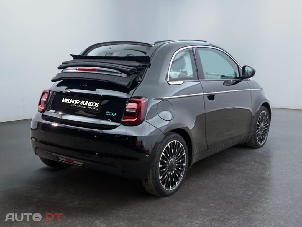 Fiat 500e La Prima