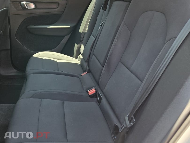 Volvo XC40 1.5 T2 Momentum