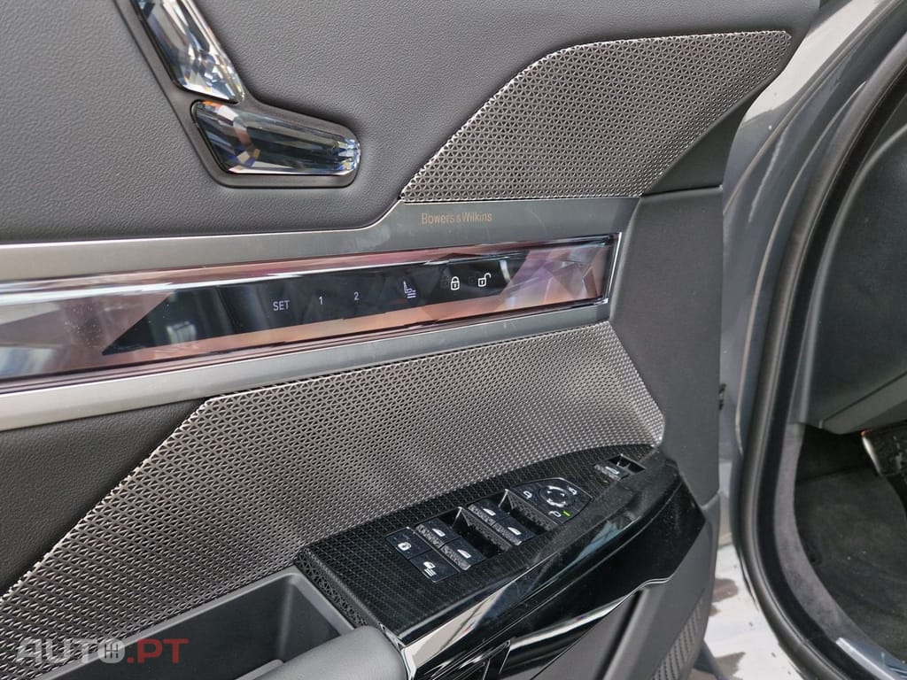 BMW i7 I.V.A DEDUTÍVEL eDrive50