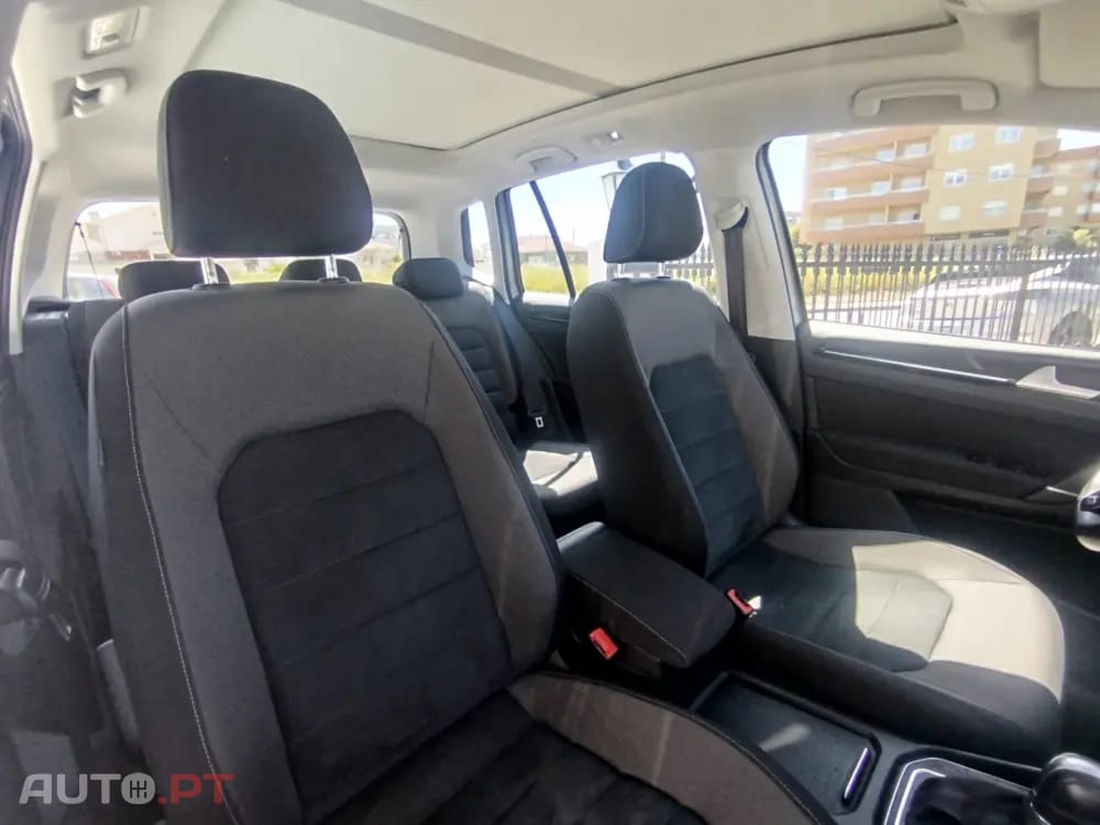 Volkswagen Golf 1.0 TSI OPF DSG Comfortline