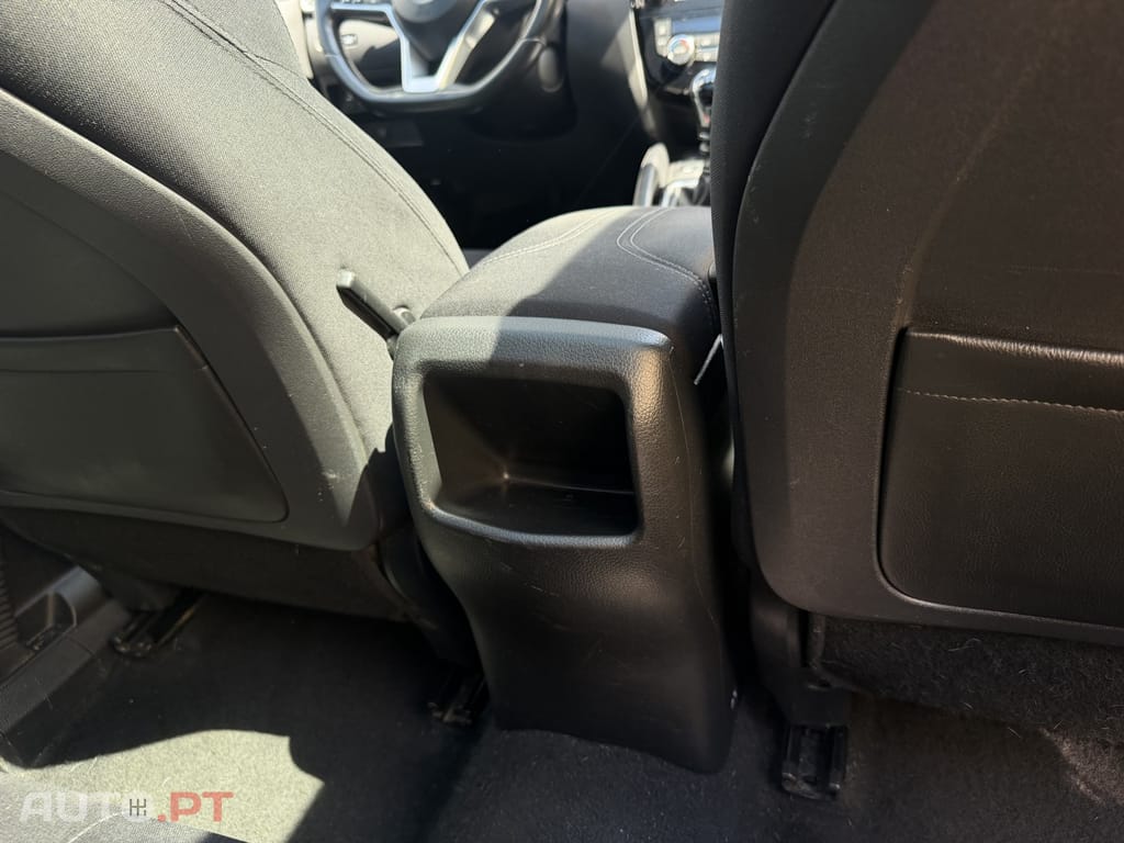 Nissan Qashqai 1.5 dCi 360 — fotografia 11