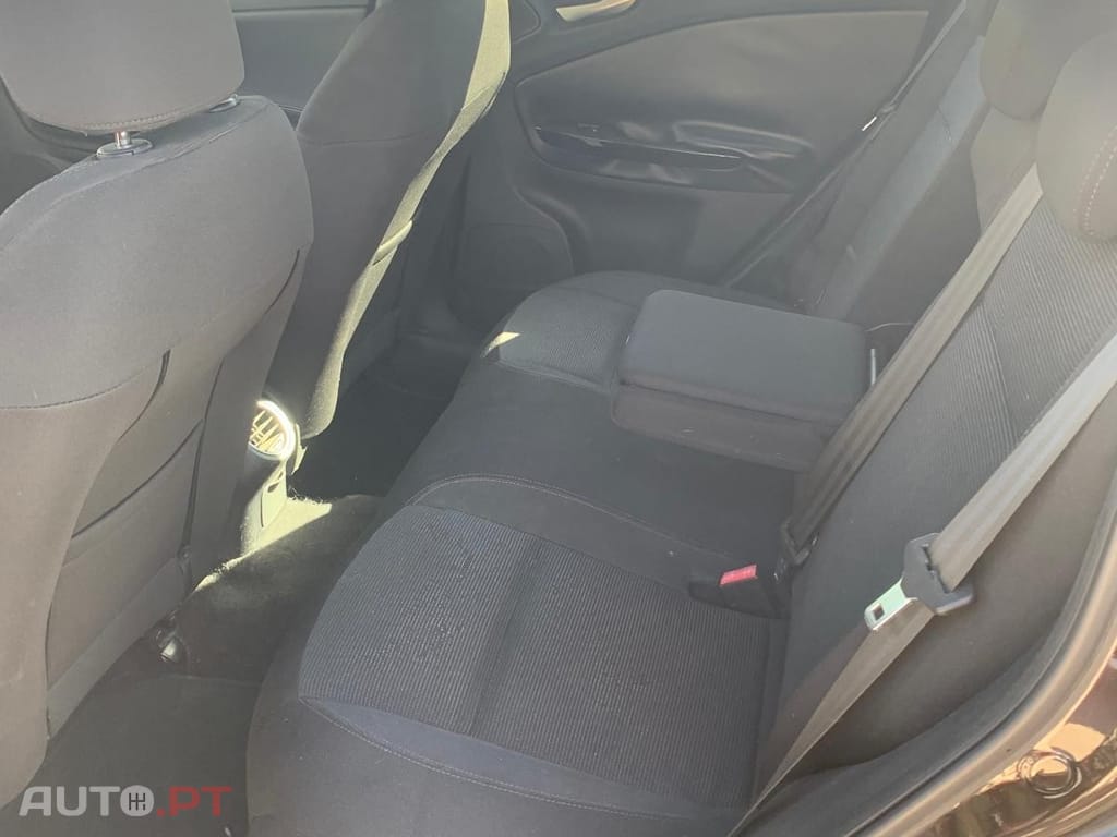 Alfa Romeo Giulietta 1.6 JTDm Distinctive