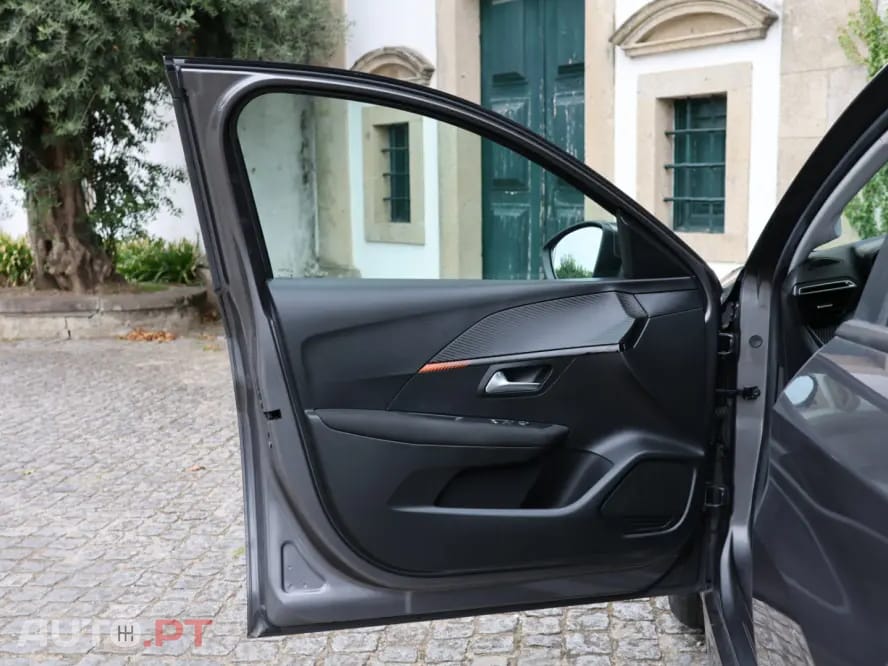 Peugeot 208 1.2 PureTech Allure