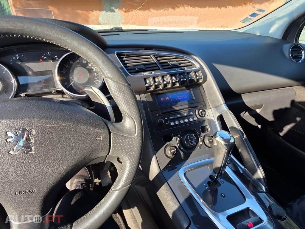 Peugeot 3008 1.6 HDi Executive CMP6