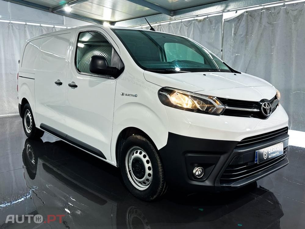 Toyota Proace Electric 50kWh 136cv Business Line