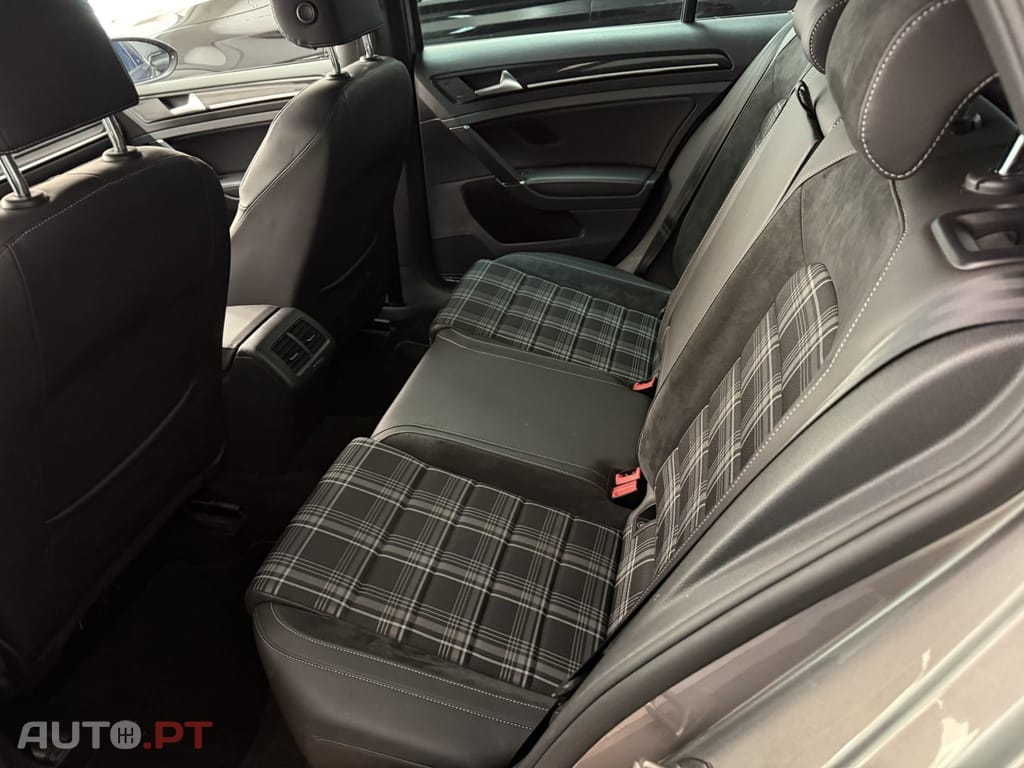 Volkswagen Golf 2.0 TDi GTD