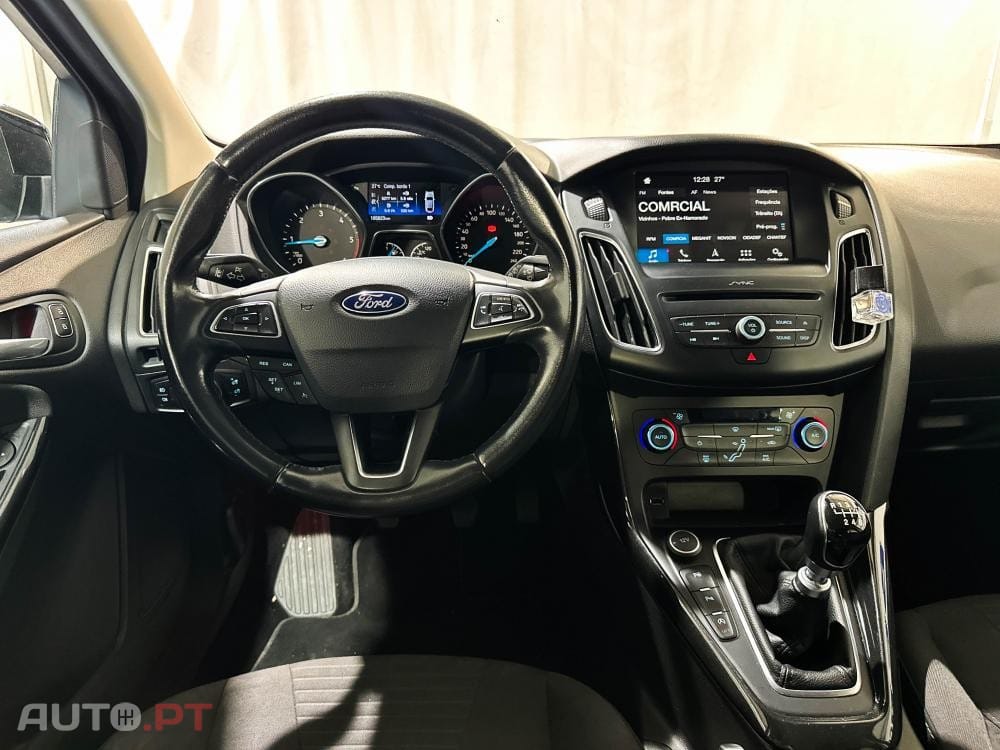 Ford Focus 1.5 EcoBlue S&S Aut. TITANIUM DESIGN