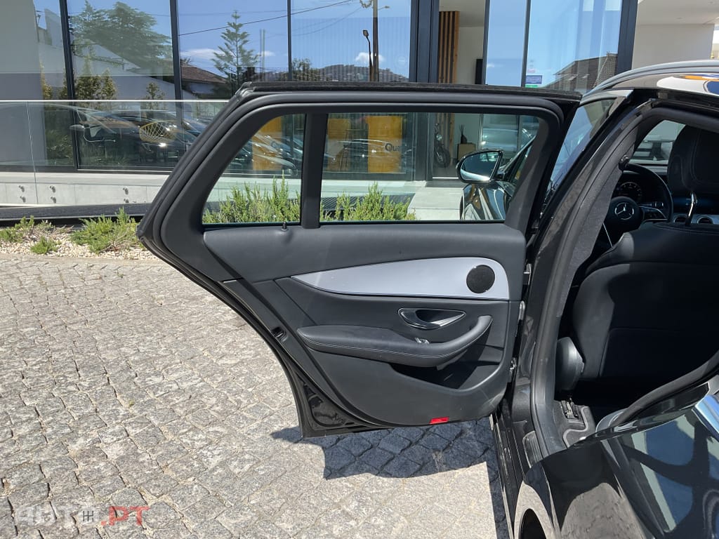 Mercedes-Benz E 300 de Avantgarde