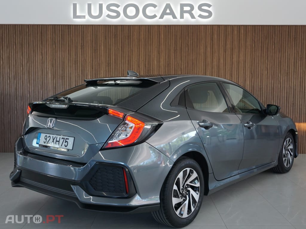 Honda Civic 1.6 i-DTEC Elegance Navi