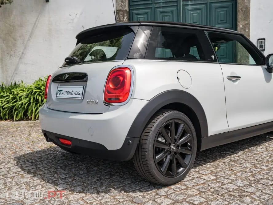 MINI Cooper Cooper Auto