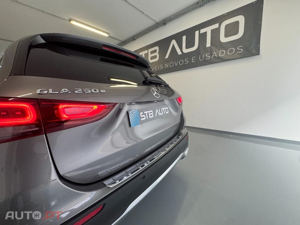 Mercedes-Benz GLA 250 e Progressive