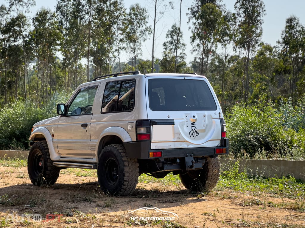 Mitsubishi Pajero 2.5 TDI GLS