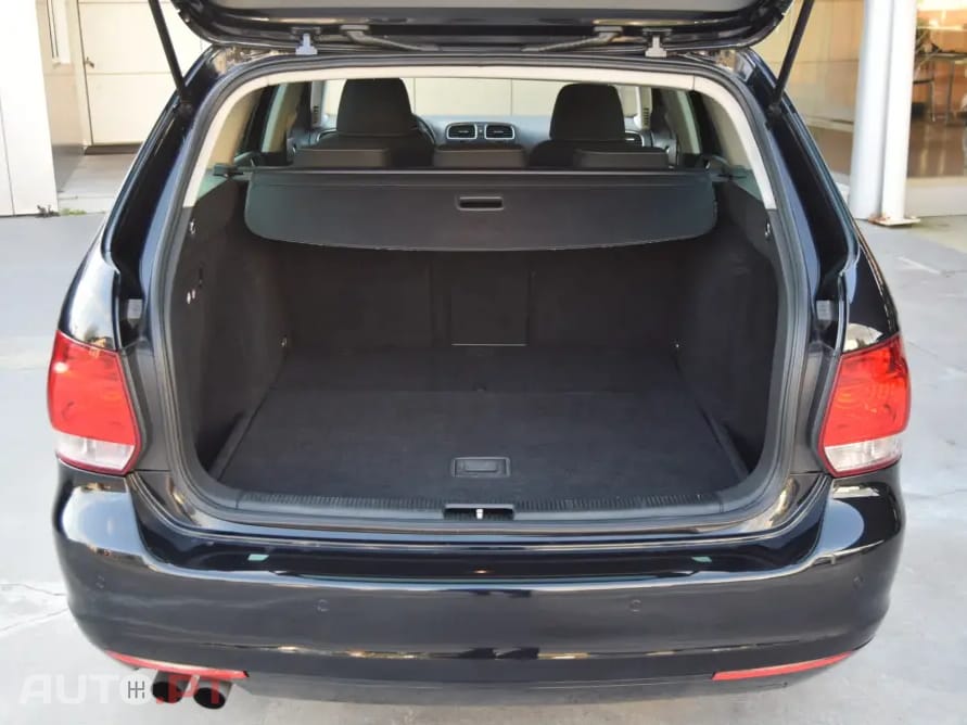 Volkswagen Golf Variant 2.0 TDi Highline DSG