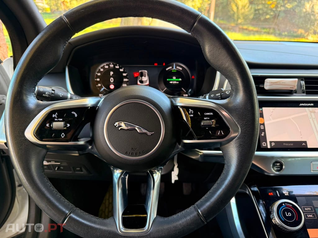 Jaguar I-Pace EV400 AWD