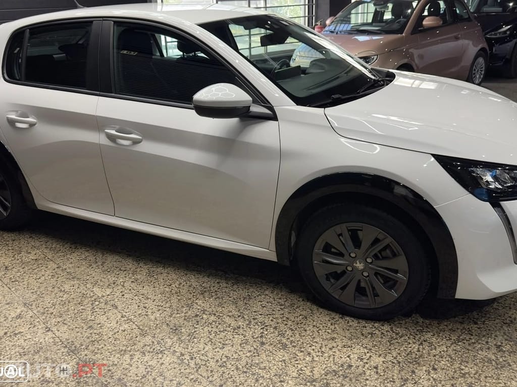 Peugeot E-208 Active Pack
