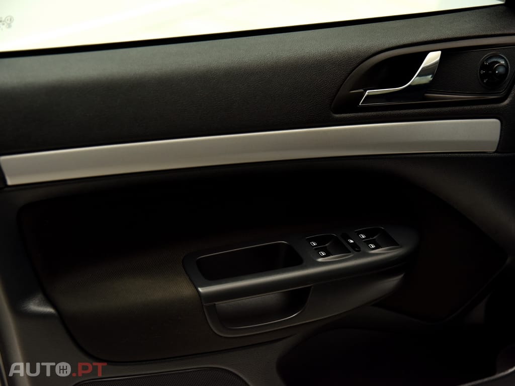 Skoda Octavia Break 1.6 TDi Ambiente DSG