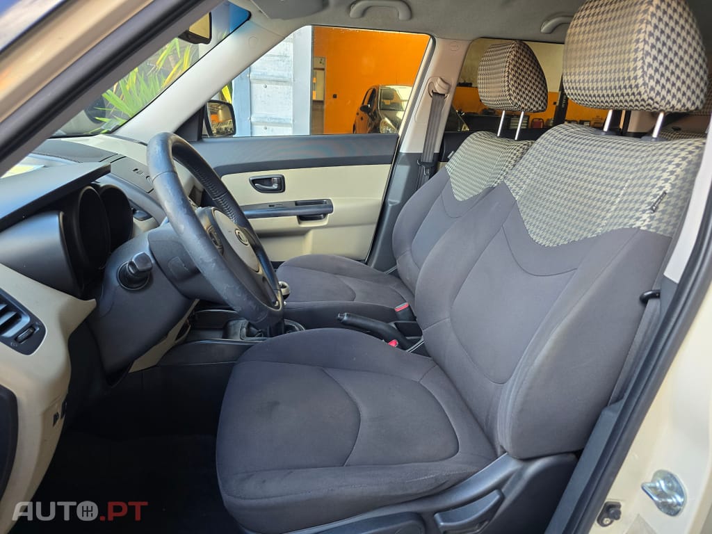 Kia Soul 1.6 CRDi EX