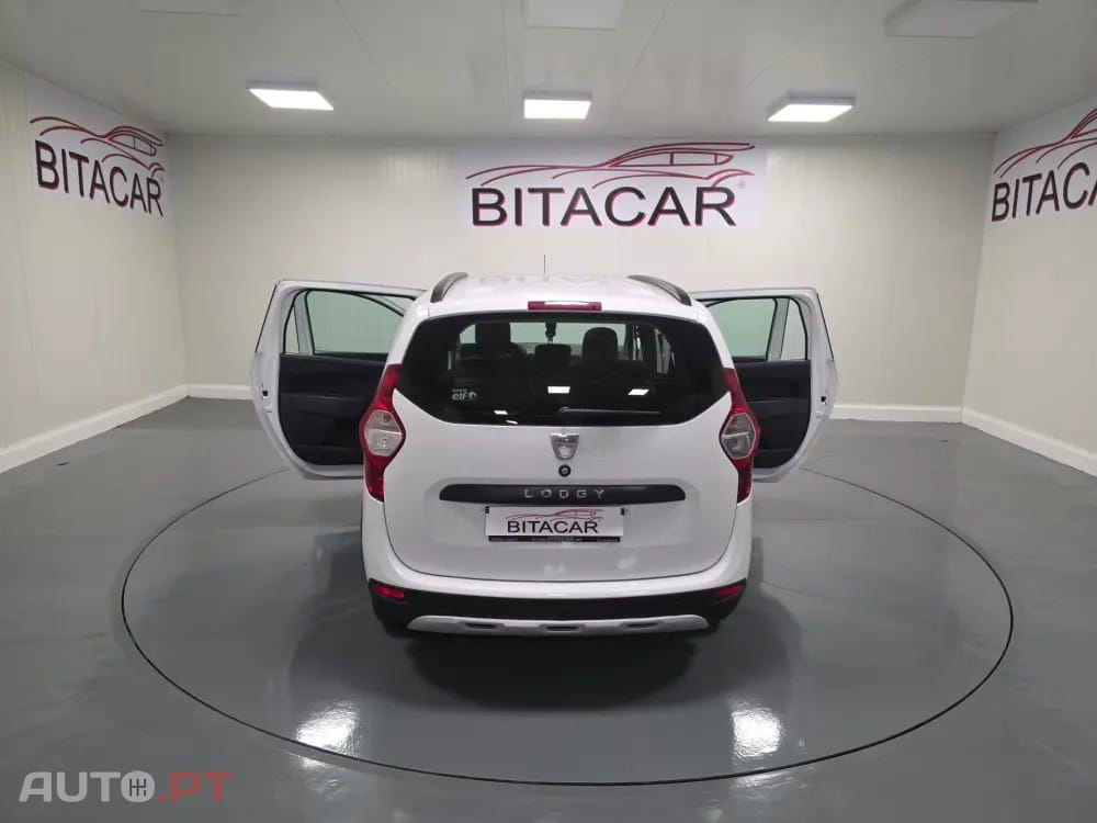 Dacia Lodgy 1.2 STEPWAY