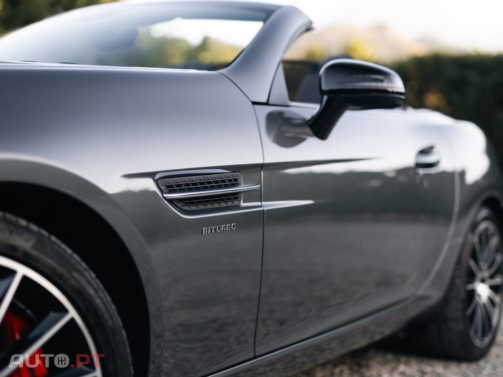 Mercedes-Benz SLC Standard