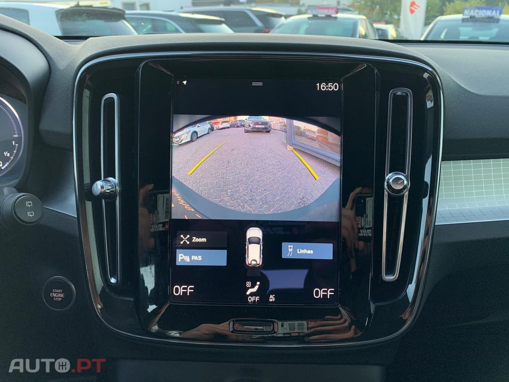 Volvo XC40 1.5 T5 PHEV Momentum