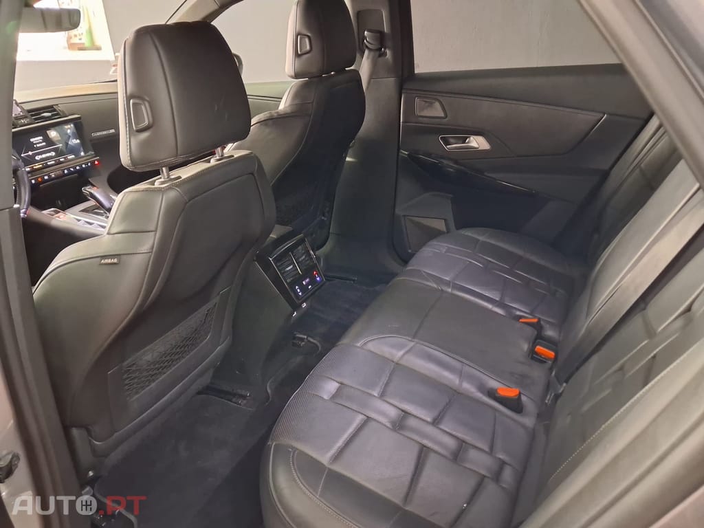 DS DS7 Crossback 2.0 BlueHDi La Première EAT8
