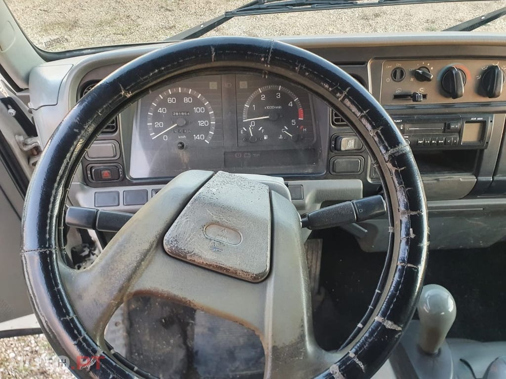 Mitsubishi Canter 2.8