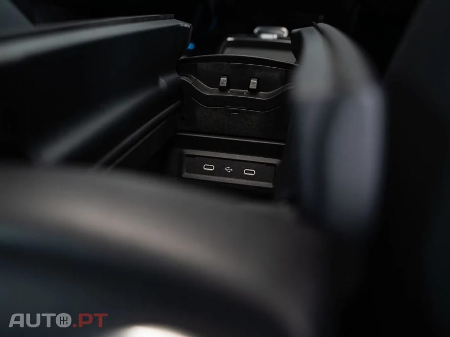 Mercedes-Benz CLA 250 e Shooting Brake AMG Line