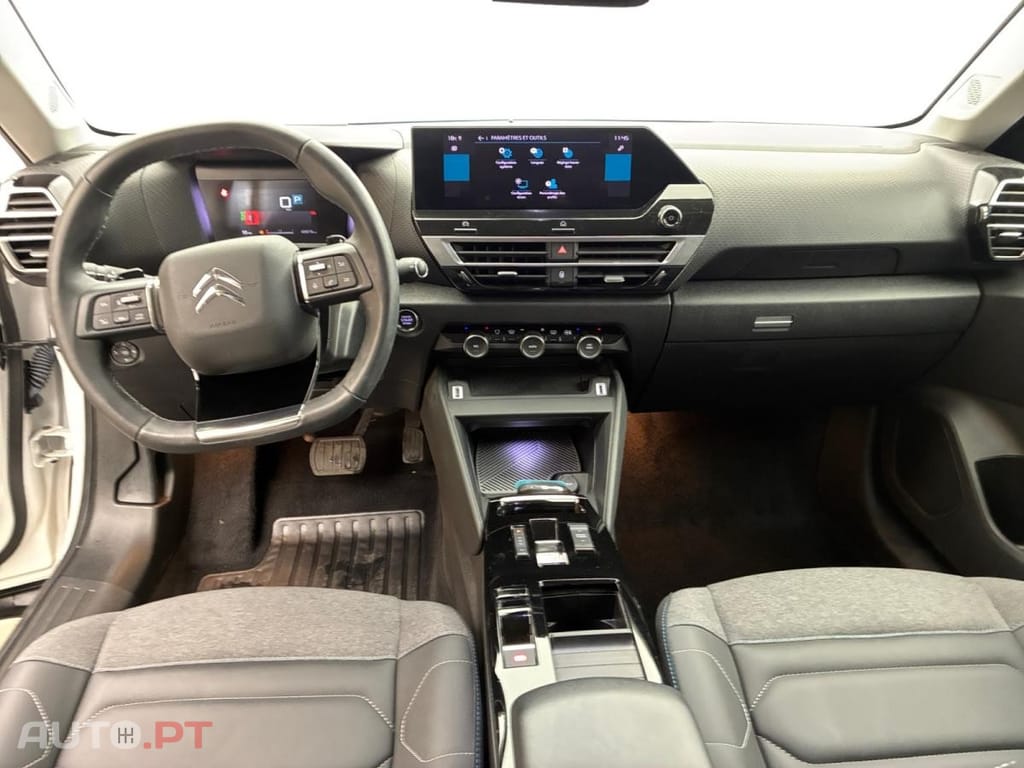 Citroen C4 1.2 PureTech Shine EAT8
