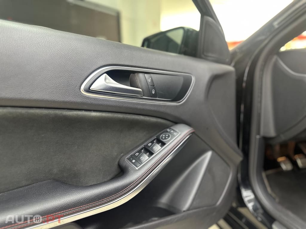 Mercedes-Benz A 180 Dynamic Edition