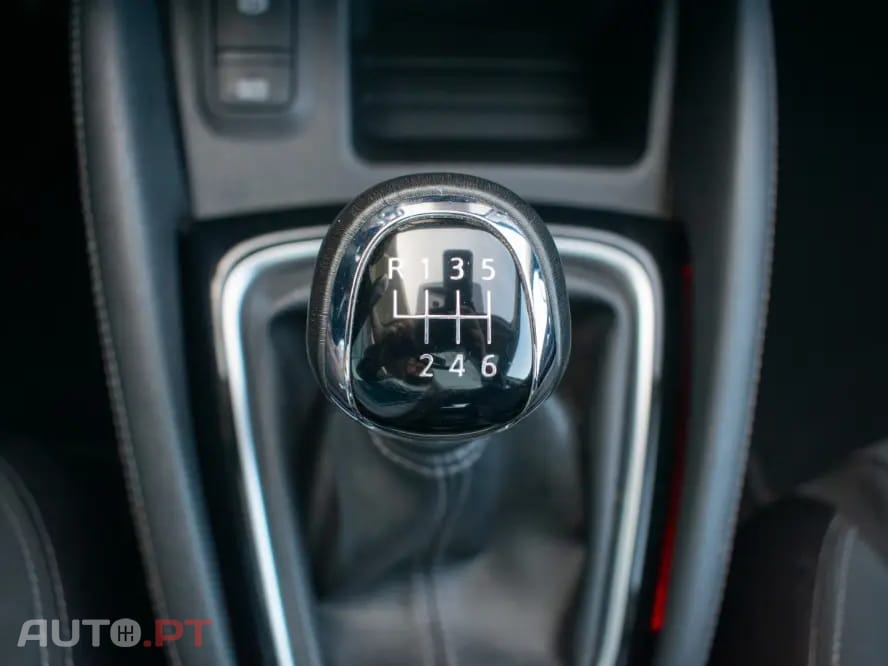 Nissan Qashqai 1.5 dCi N-Connecta J18