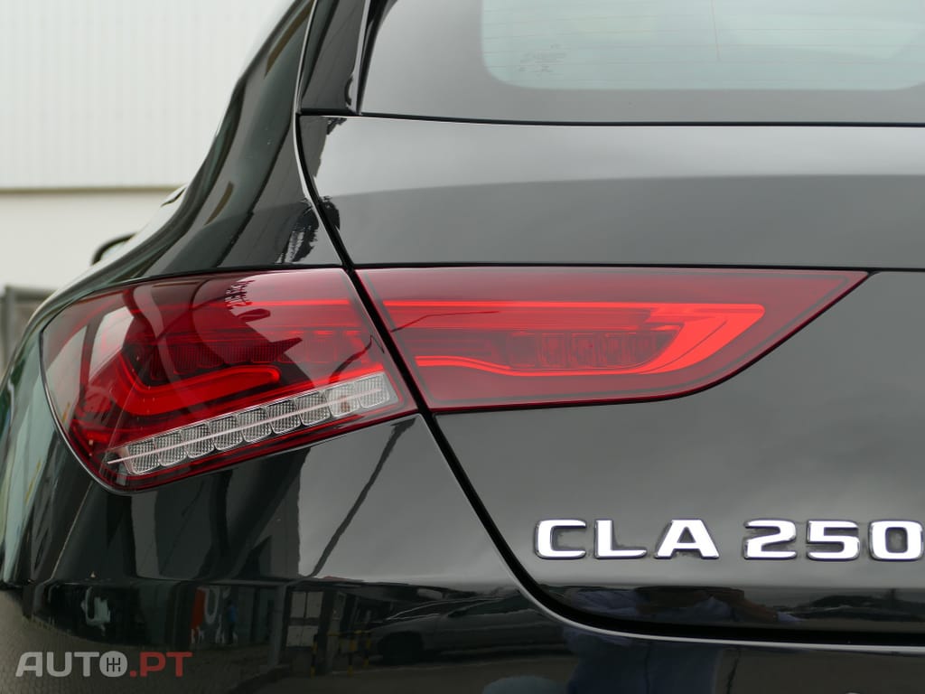 Mercedes-Benz CLA 250 e Shooting Brake Progressive
